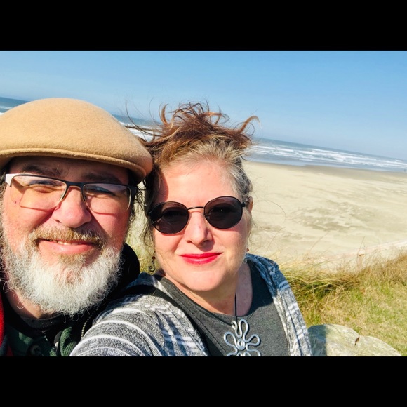 Meet your Posher, Kris - Picture 4 of 5